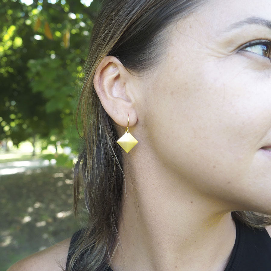 Pléyone earrings