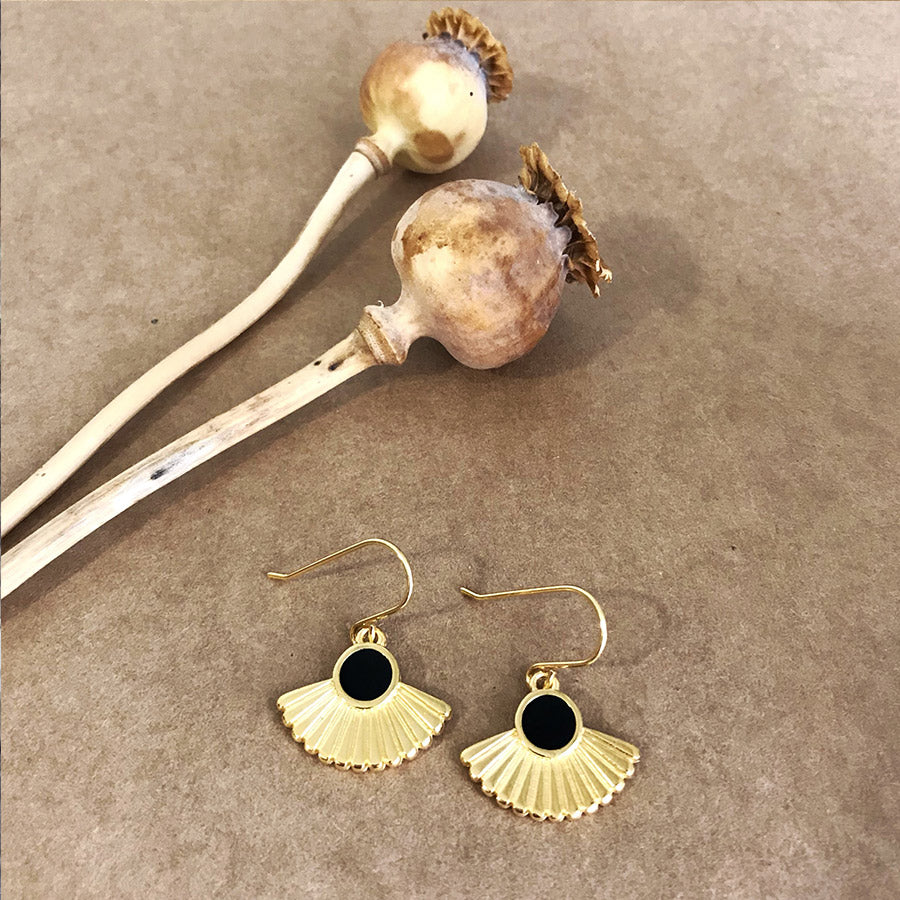 Pendientes Nicola