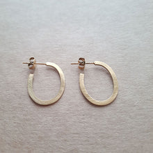 Load image into Gallery viewer, Liv Earrings
