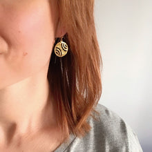 Load image into Gallery viewer, Shiva earrings
