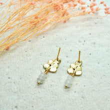 Load image into Gallery viewer, Zahira earrings
