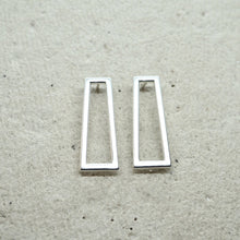 Load image into Gallery viewer, Hestia earrings
