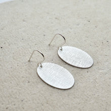 Load image into Gallery viewer, Leto earrings

