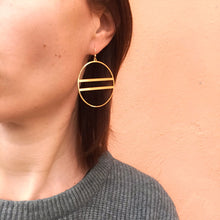 Load image into Gallery viewer, Aryana earrings
