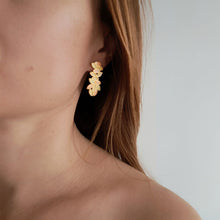 Load image into Gallery viewer, Ines earrings
