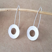 Load image into Gallery viewer, Shara earrings

