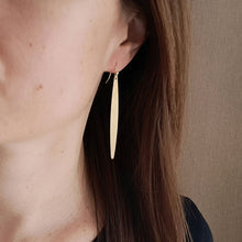 Load image into Gallery viewer, Petra earrings
